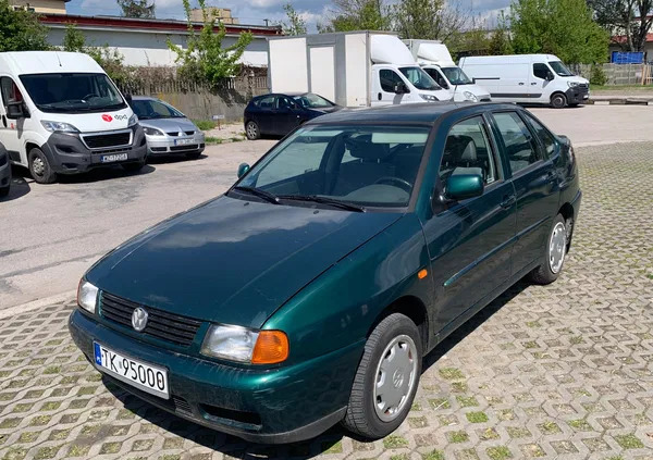 samochody osobowe Volkswagen Polo cena 2500 przebieg: 222000, rok produkcji 1996 z Kielce